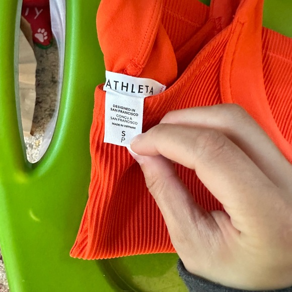 Athleta Horizon Tank - Picture 10 of 10